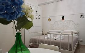 Mari Home